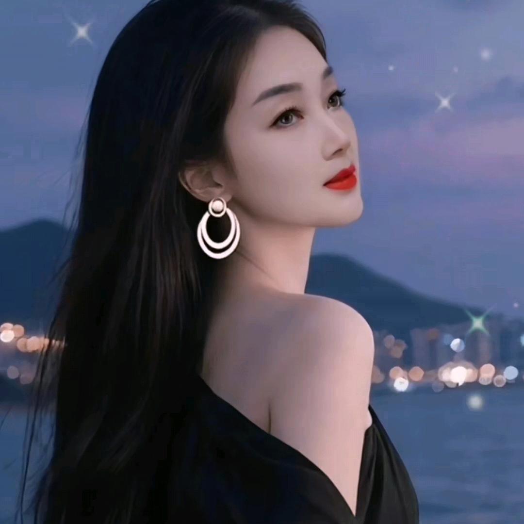 美女，美美的