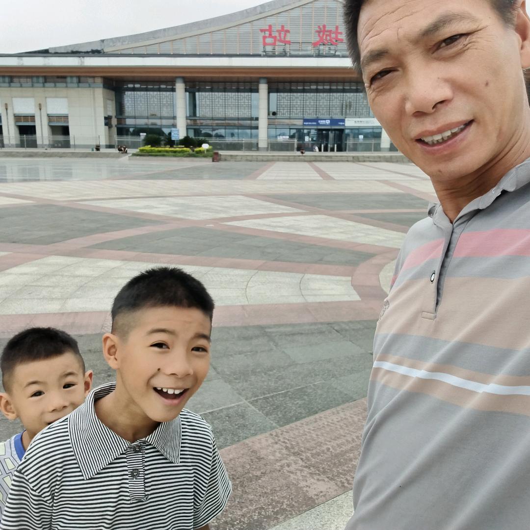 中国广电陈师傳