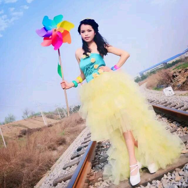 婷