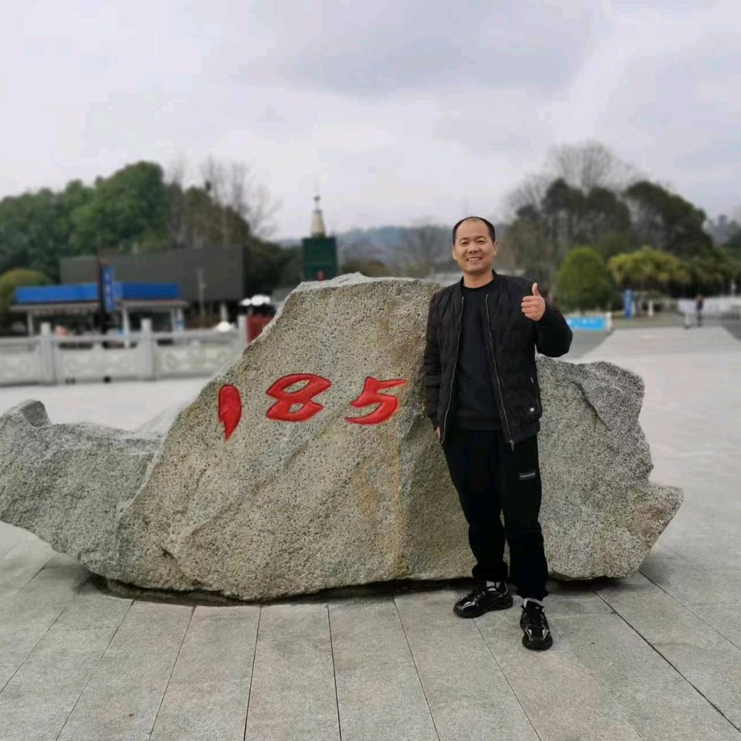 庄稼地里的守护者