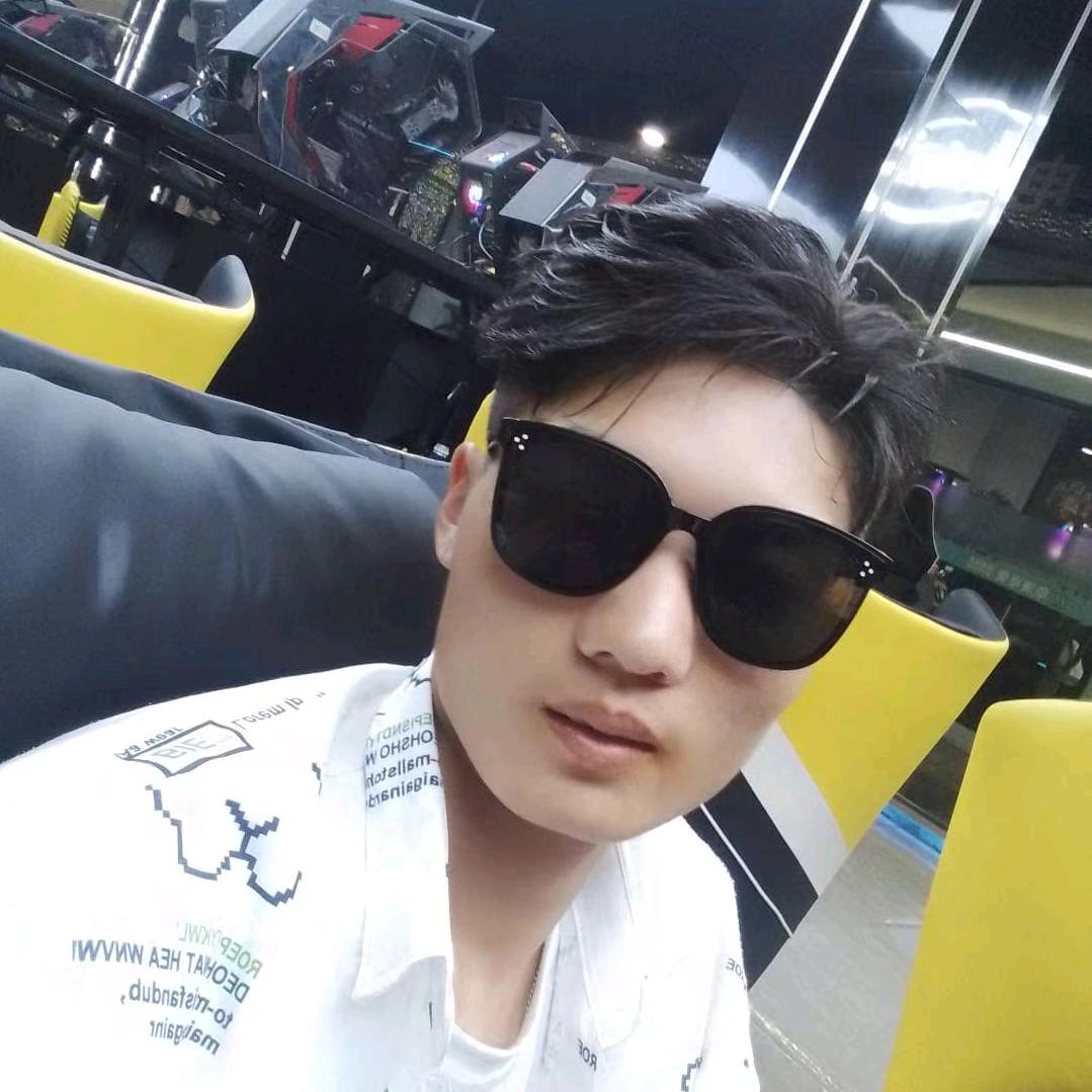 XLWE王总，剪发型王总