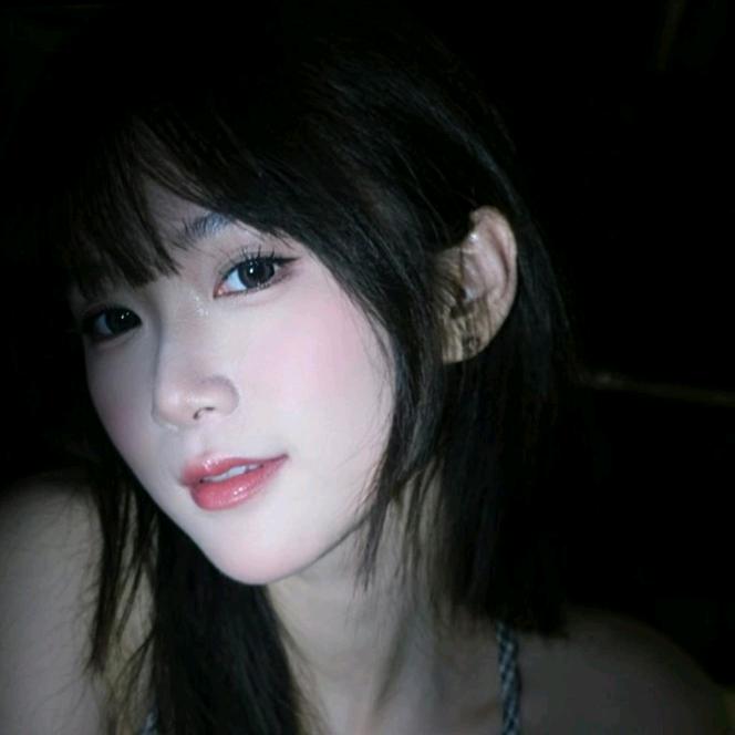 爱臭美的紫啧（牛马版）