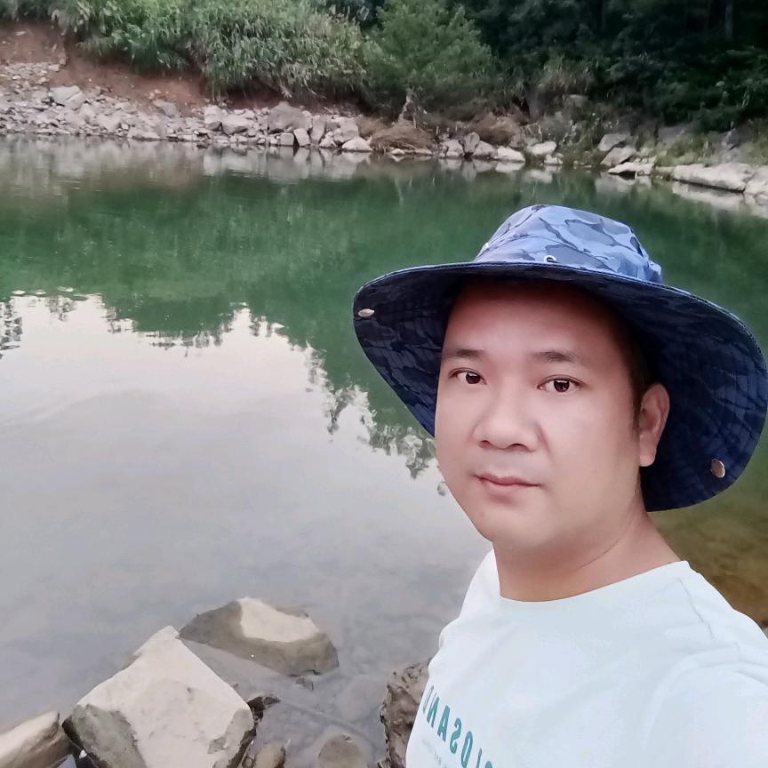 仇芝不得👨‍❤️‍💋‍👨小彭友