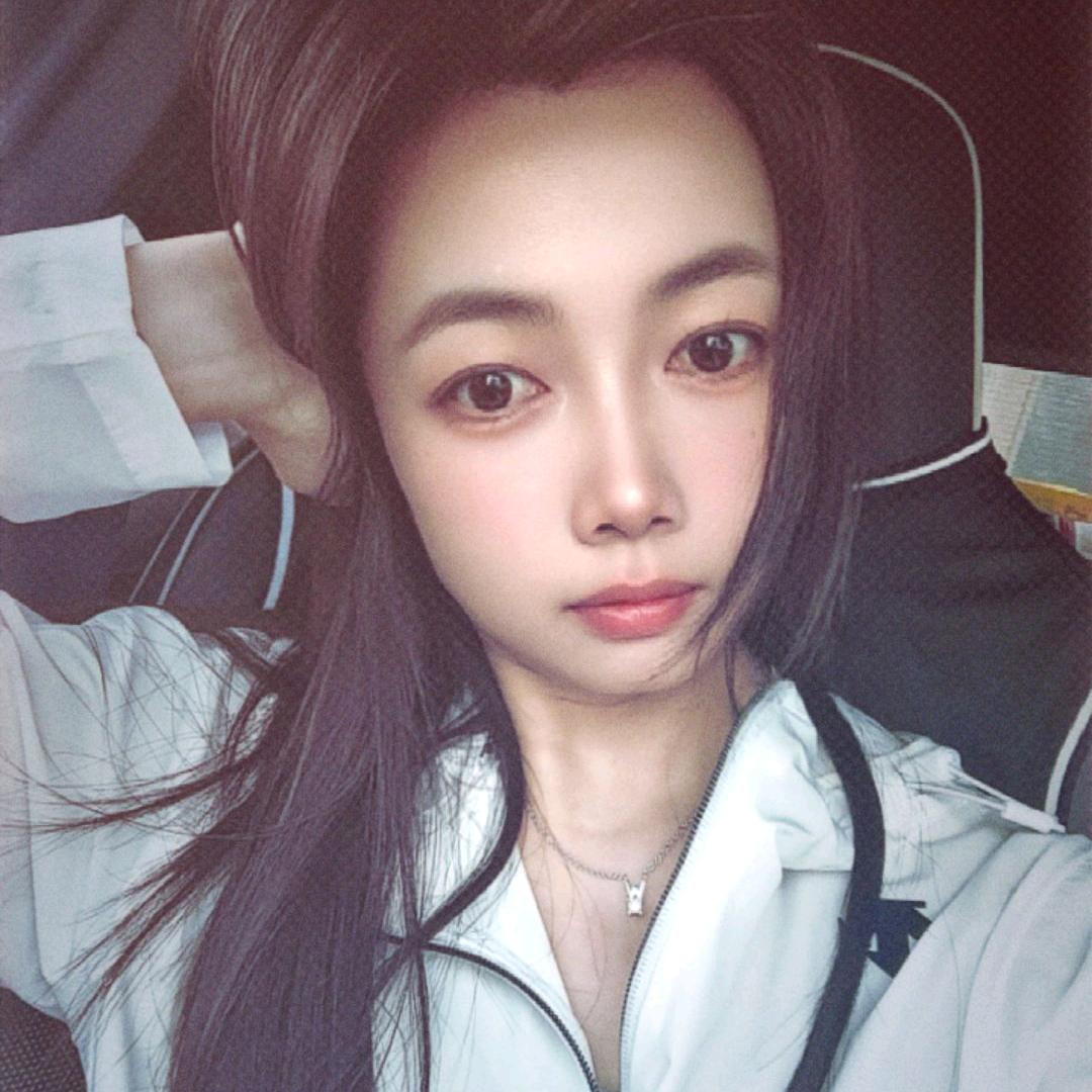 Jenny♏️
