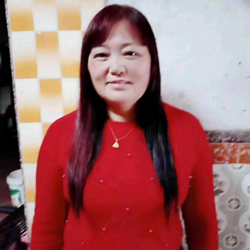 辣妹小熊