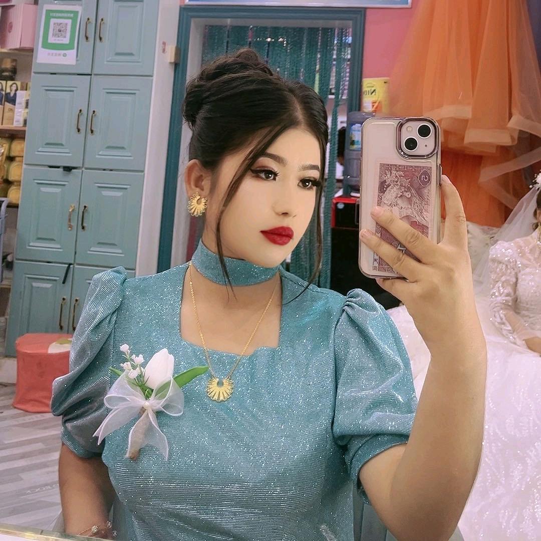 🐥小 凯 丽 😂