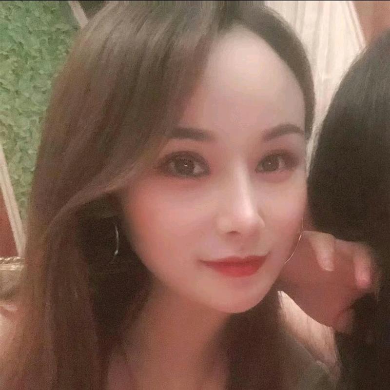淡抹、煙熏妝丶