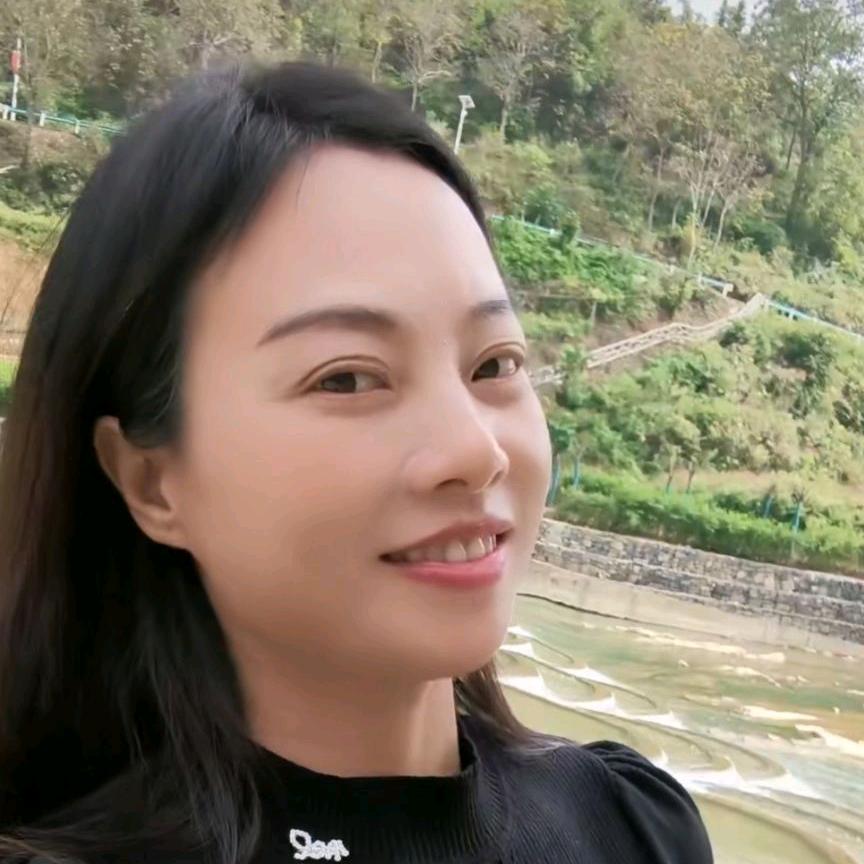 坝羊鑫盛宾馆王丹