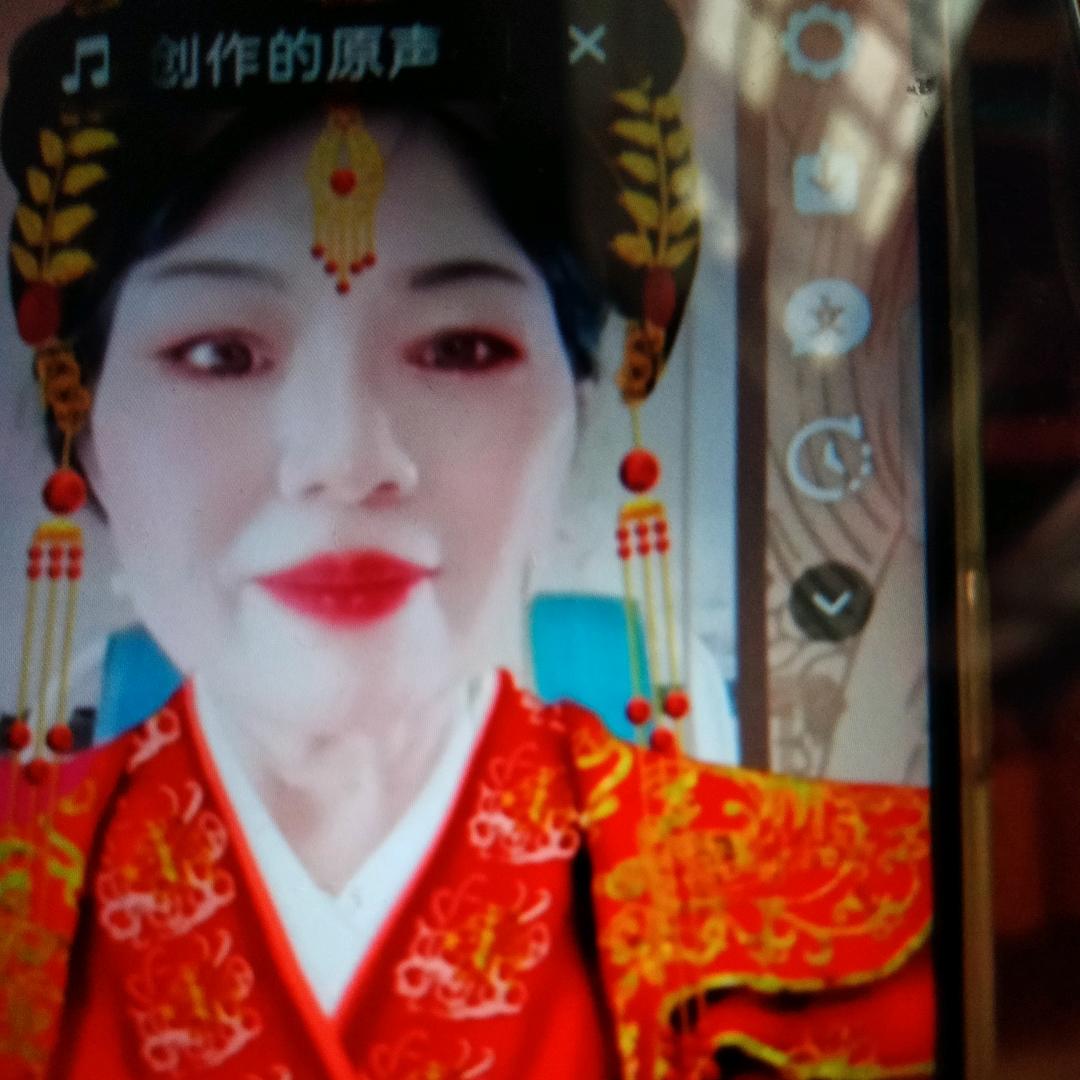 坚强奶奶（搭建账号主播）早中晚都开播…