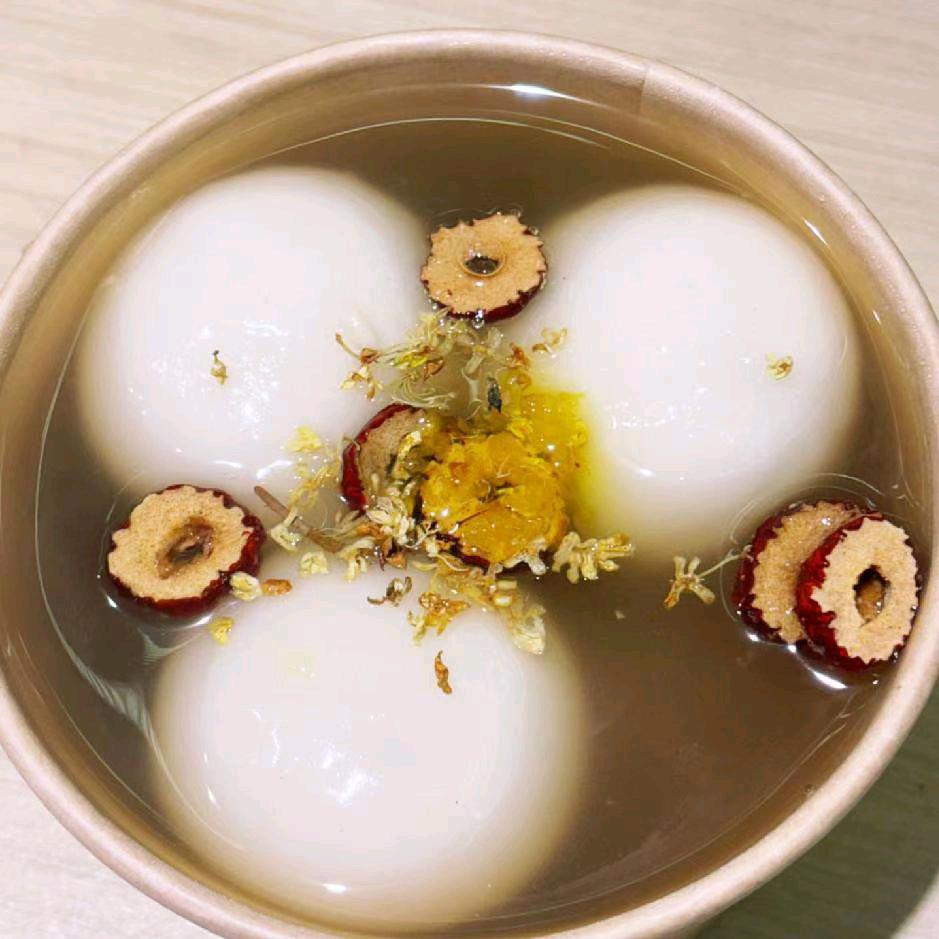 燕子甜品（藕粉、红豆糊、桂花酒酿双皮奶）