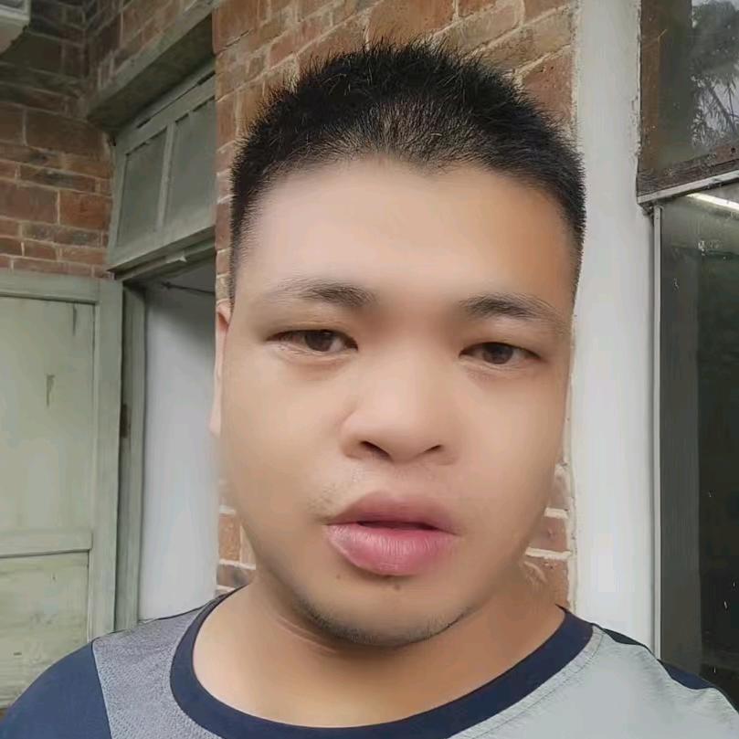 广东小伦