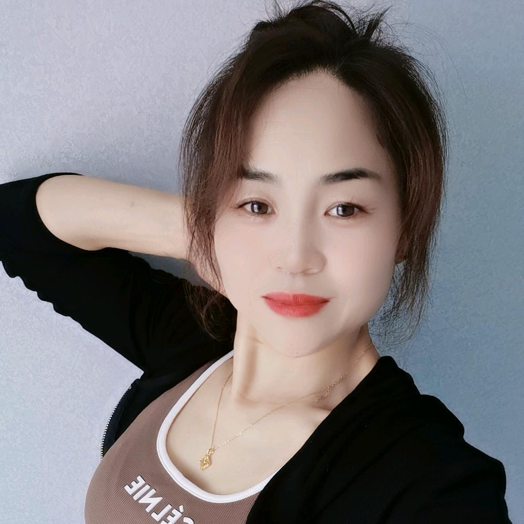 潘微