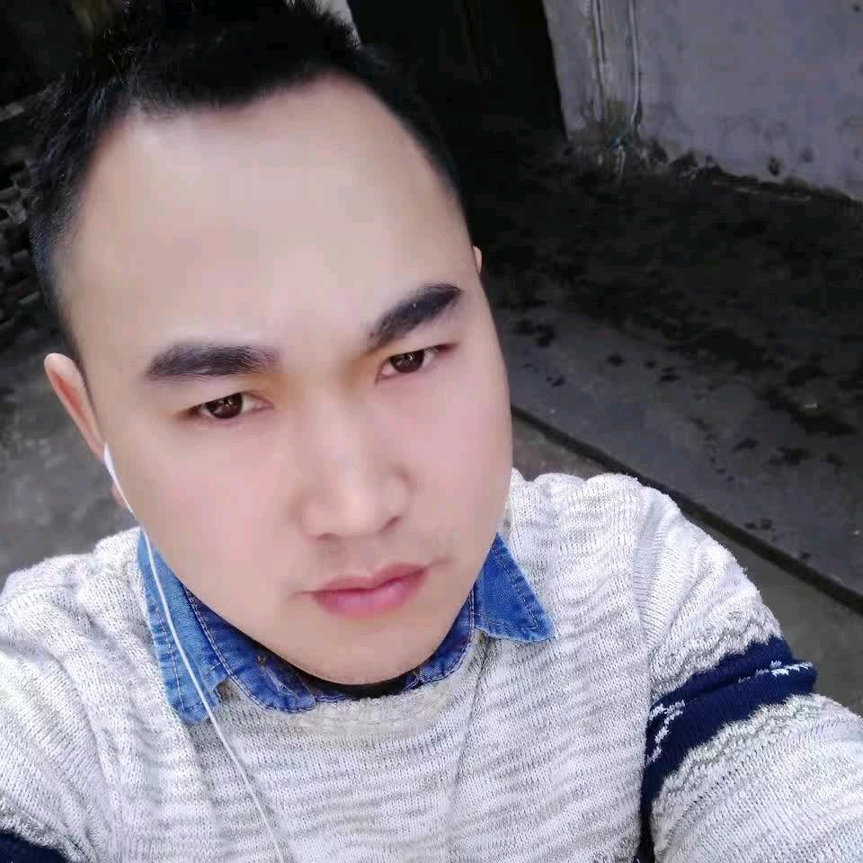 朝阳爱唱歌