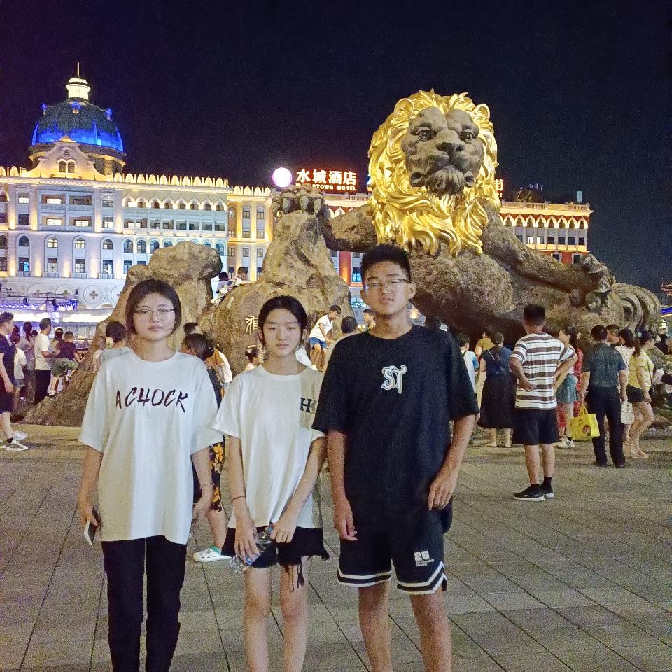江阴表哥撞表弟1号每天下午5点半开播