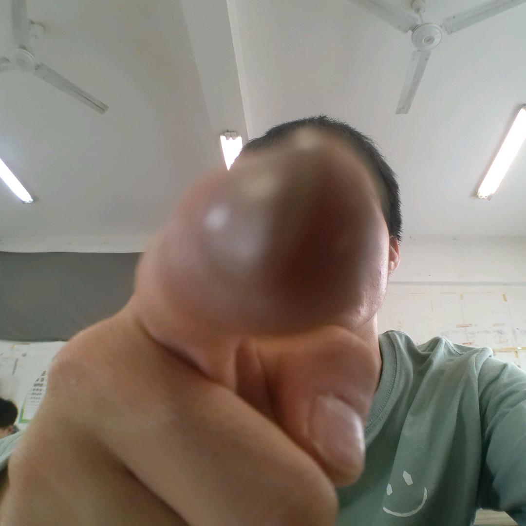 一只小歪纸～