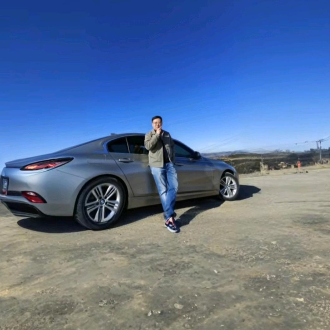 尼古拉斯  铁锤