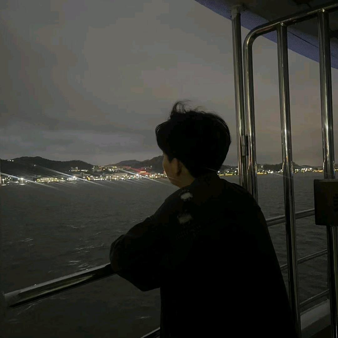 不是小沈