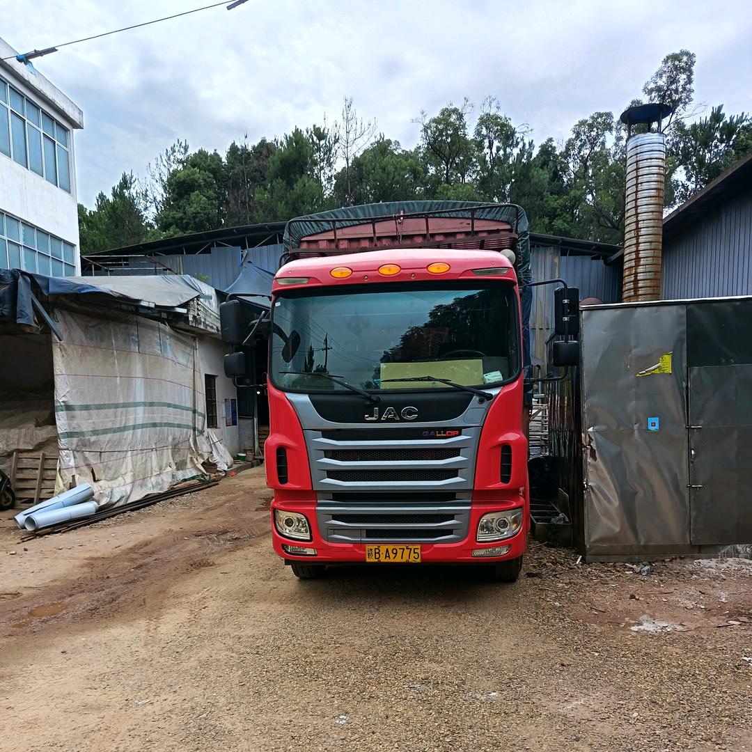 无需多言跨越小叔副队长