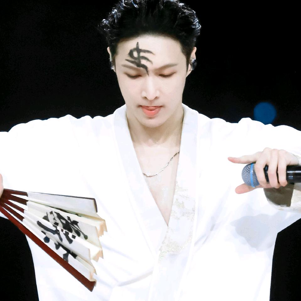 LAY