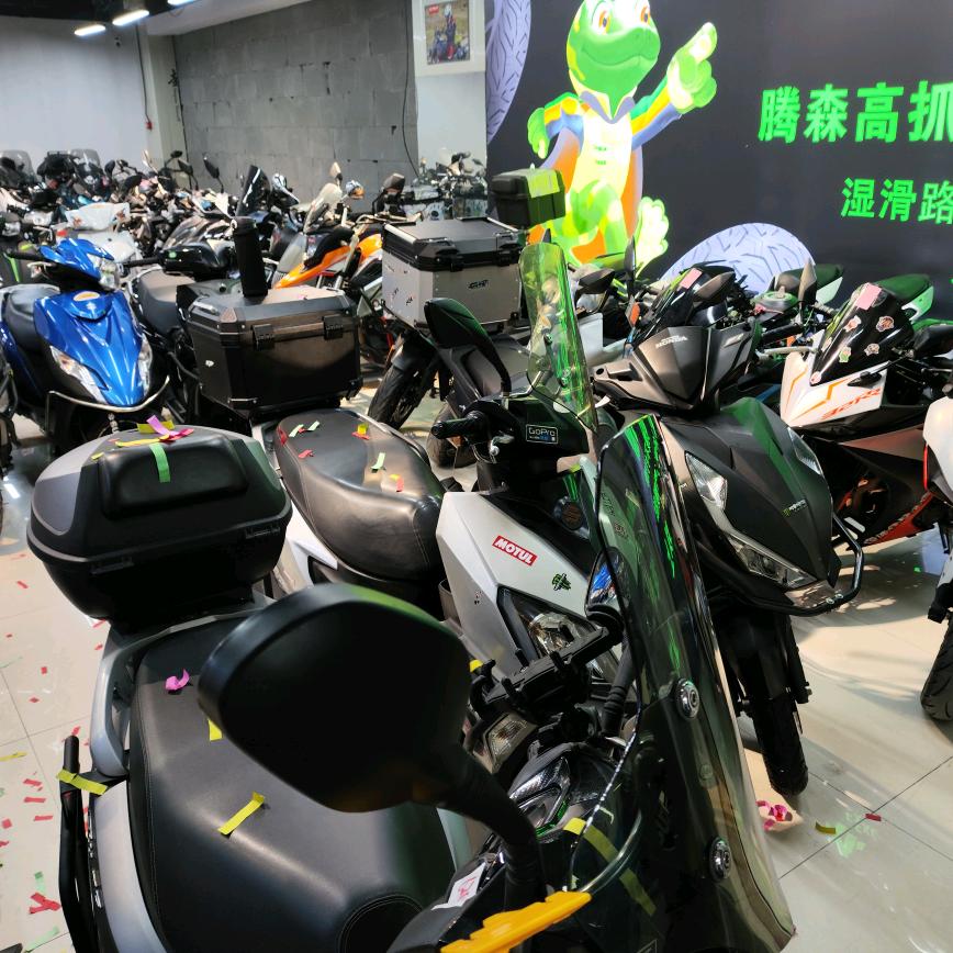 重启车行（销售小邱）