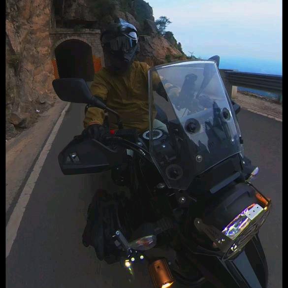 北风微凉，心已渐远