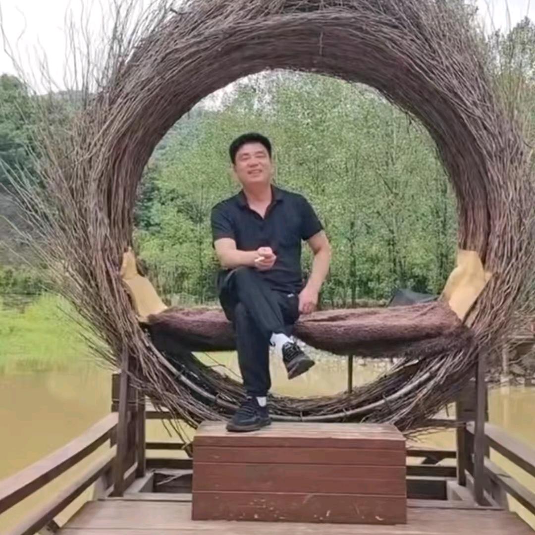 🌹专业打钻🌹77：12：3🐍🐍?