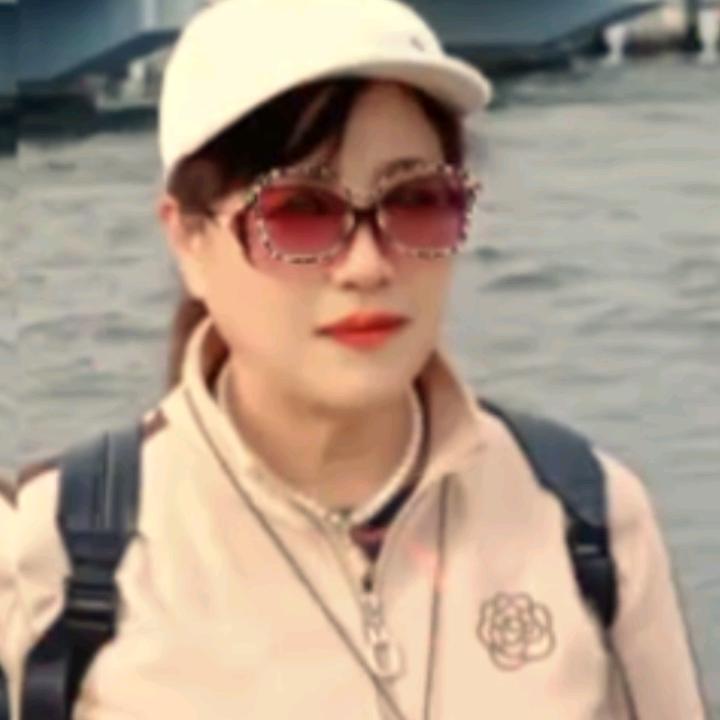 江平，上午开播