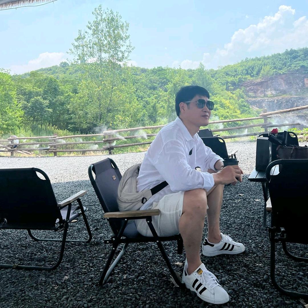 在温州做民宿的王力勤