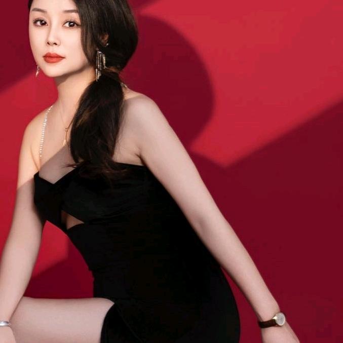 💃果果单身十年了❤️👫