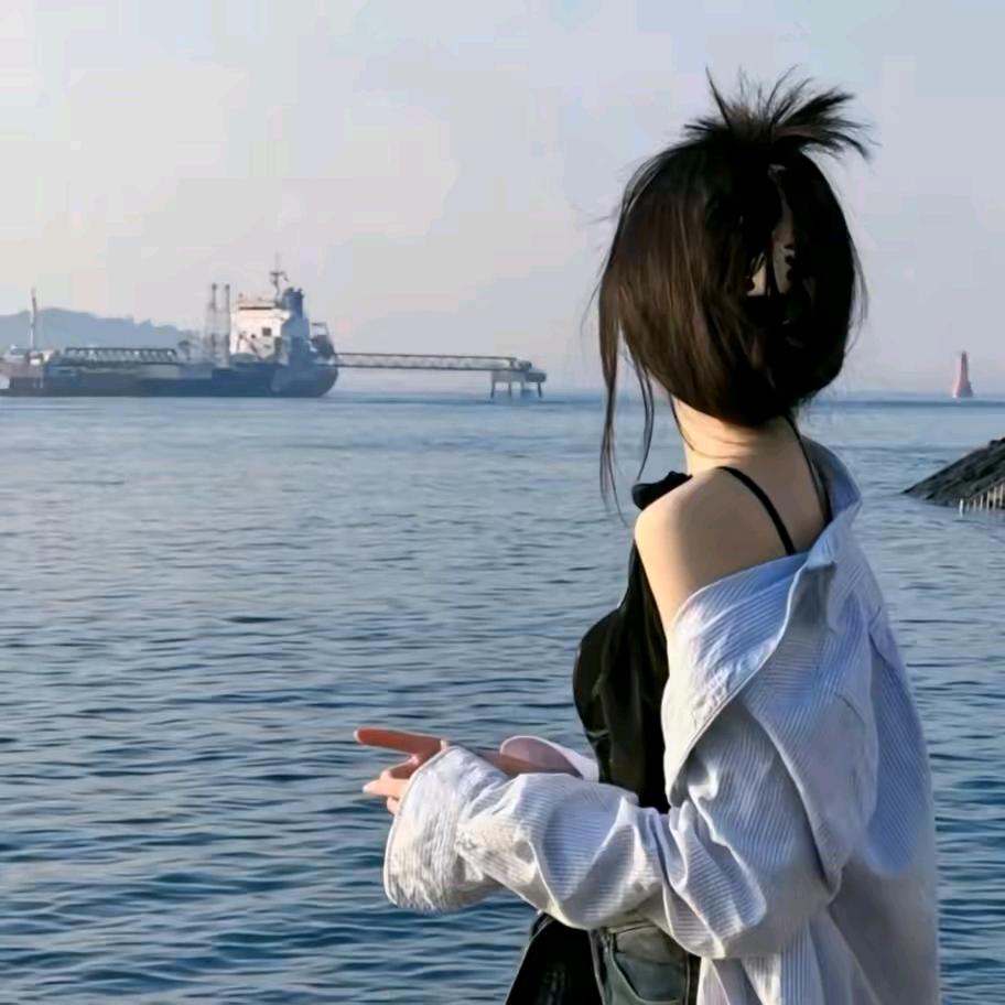 芳芳努力生活🍀🍀🍀