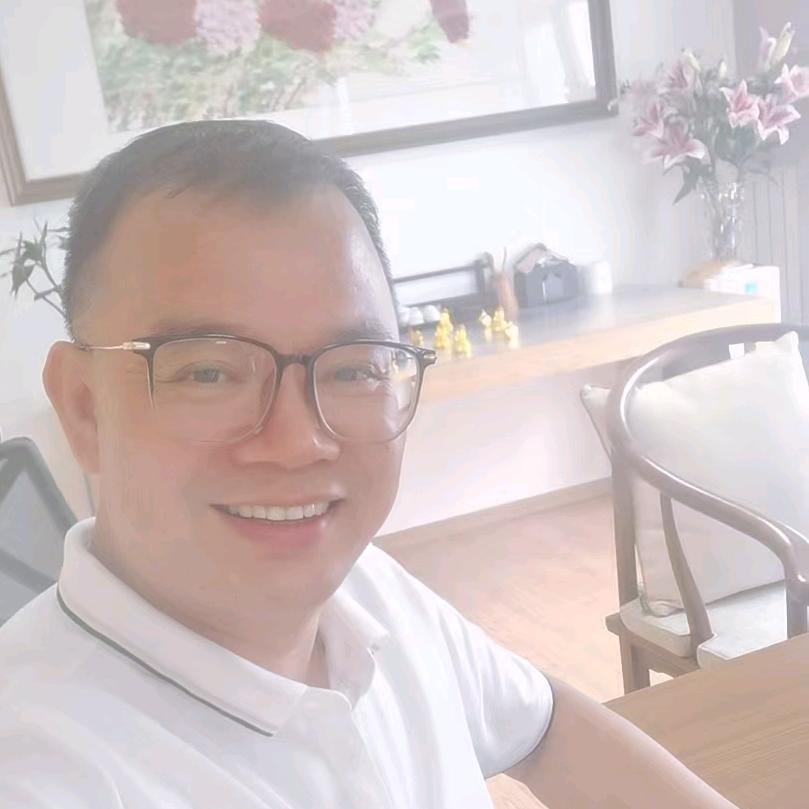 黄麒铭/诚建工程