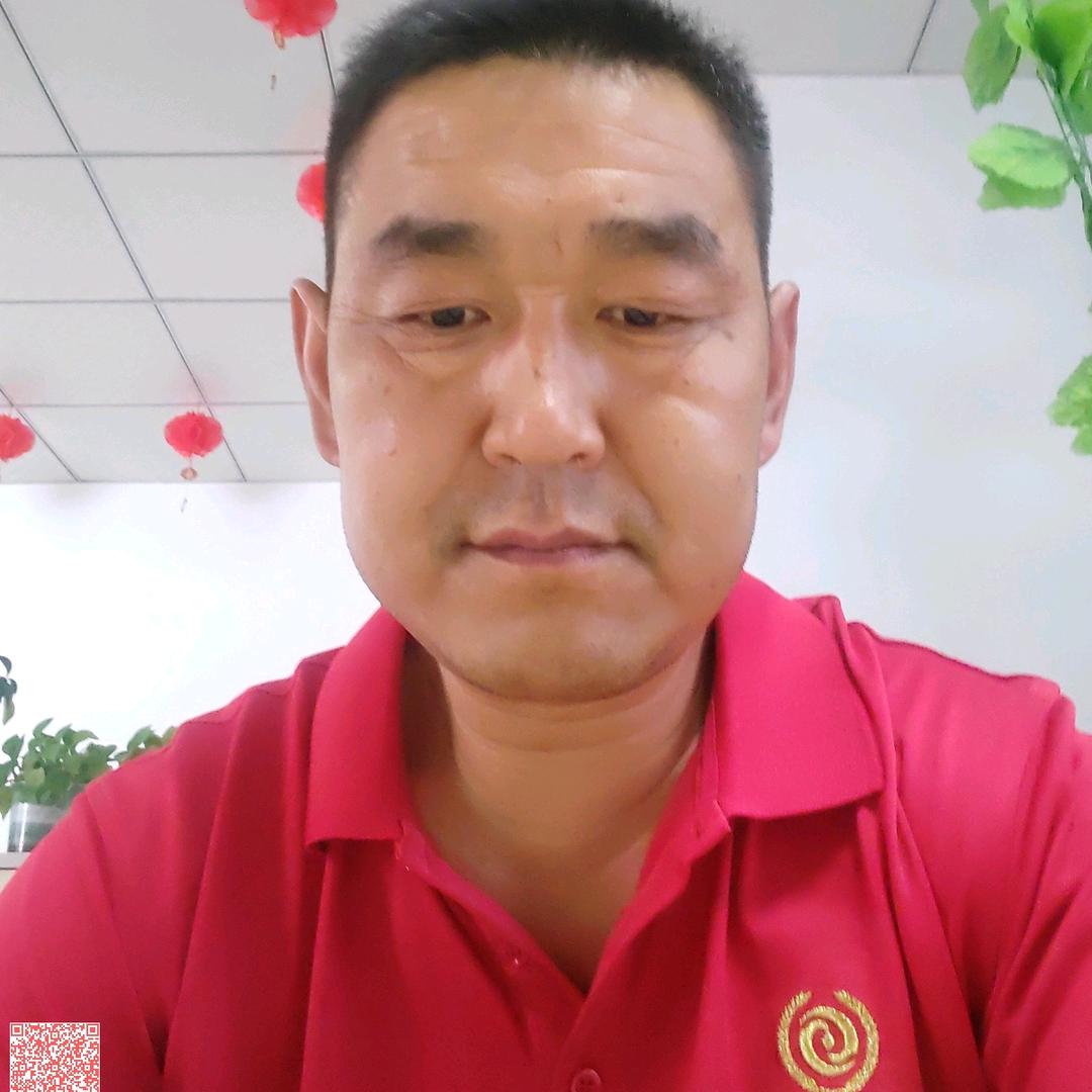 左权助农俊伟