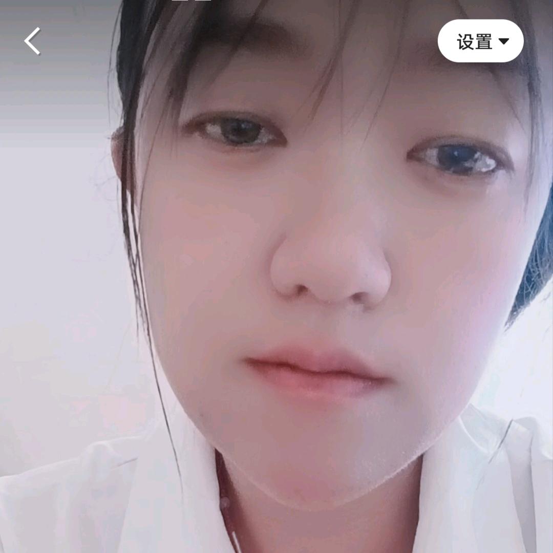 单亲妈妈。