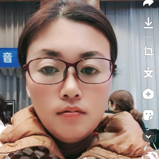 七彩蛋糕房官方号