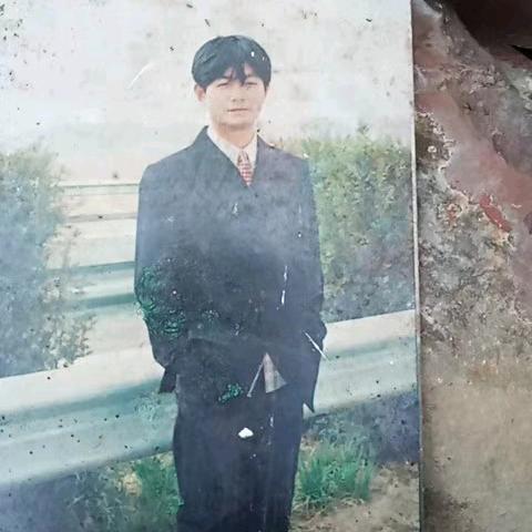 ♥(｡王￫后v余￩生｡)♥