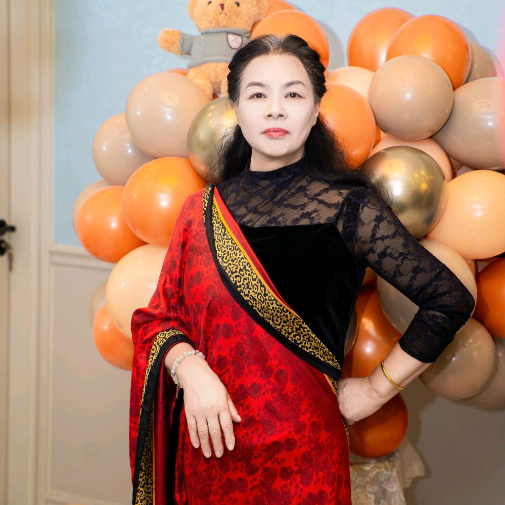 李梅