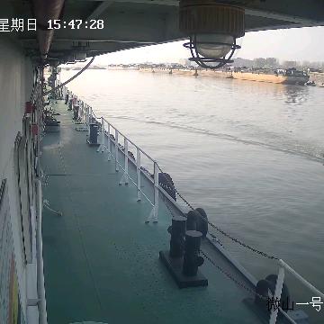 翱翔的人