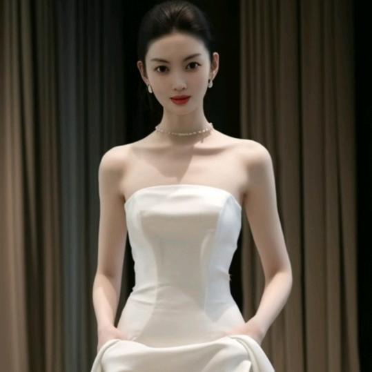 焊叉子的老板娘