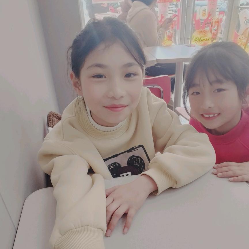 月玲服饰，招工