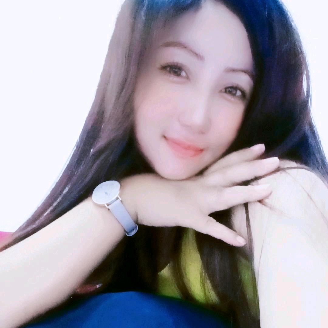 依依