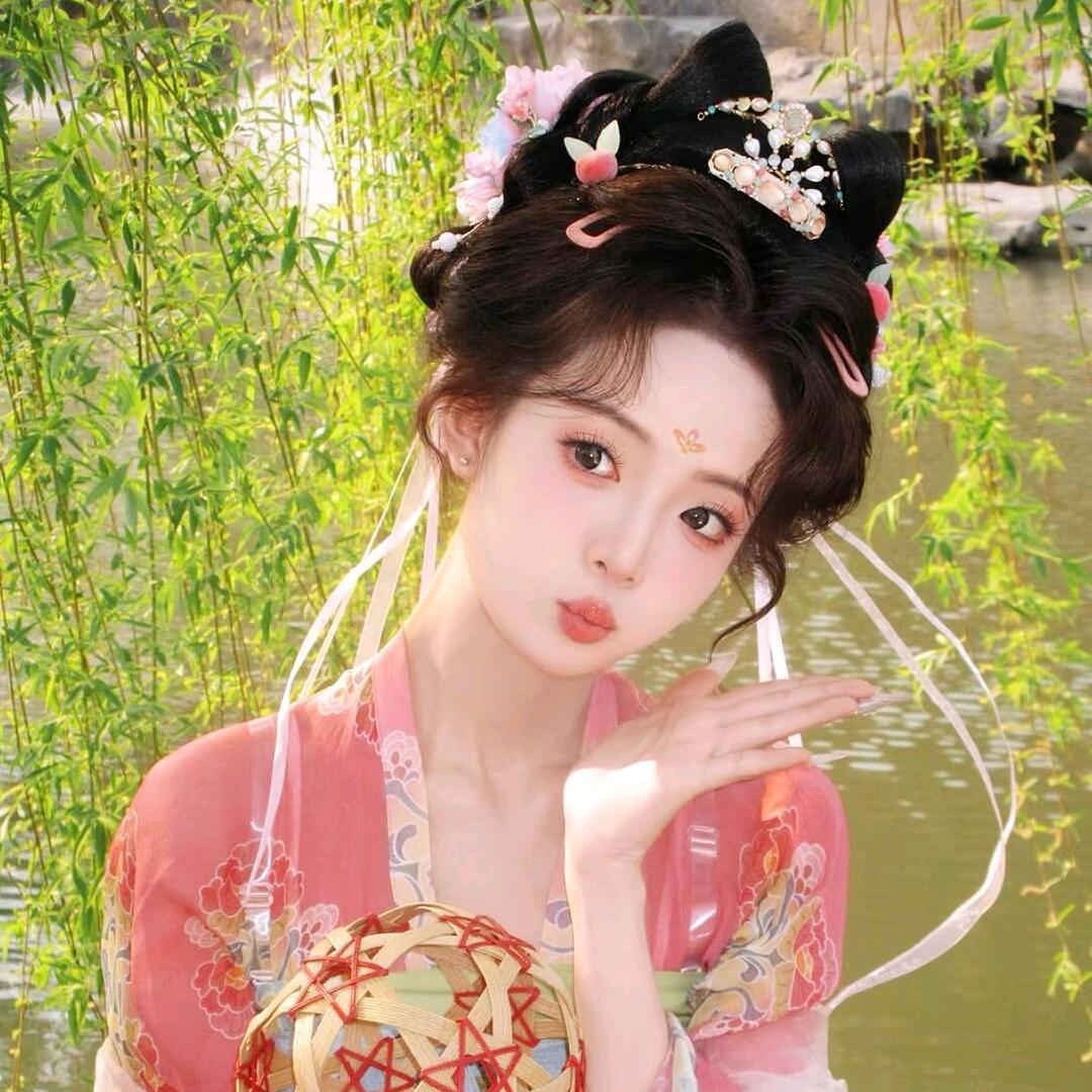 洛阳化妆师-小李