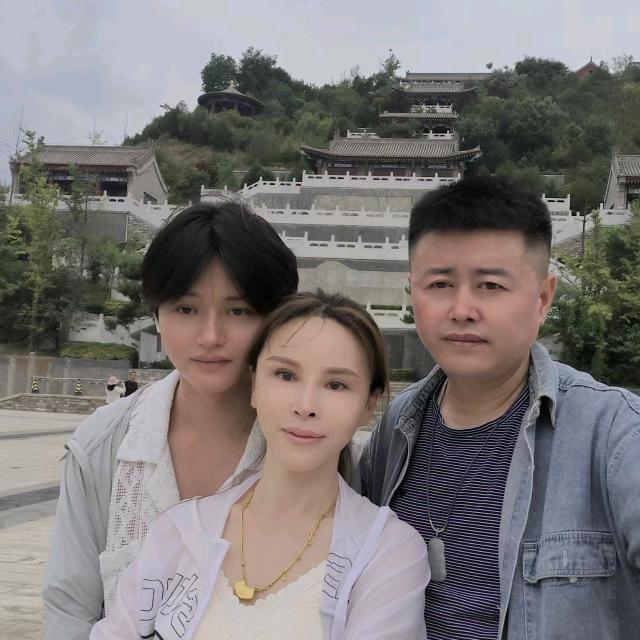 美奇世军亚丽13555119110