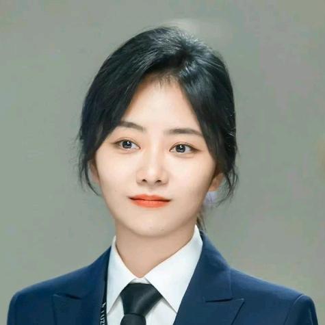 美丽的宠物姑娘