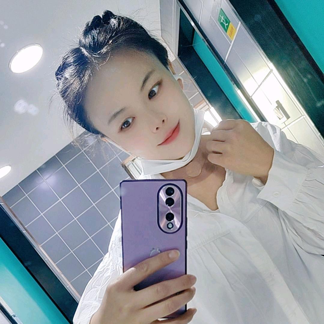 英子