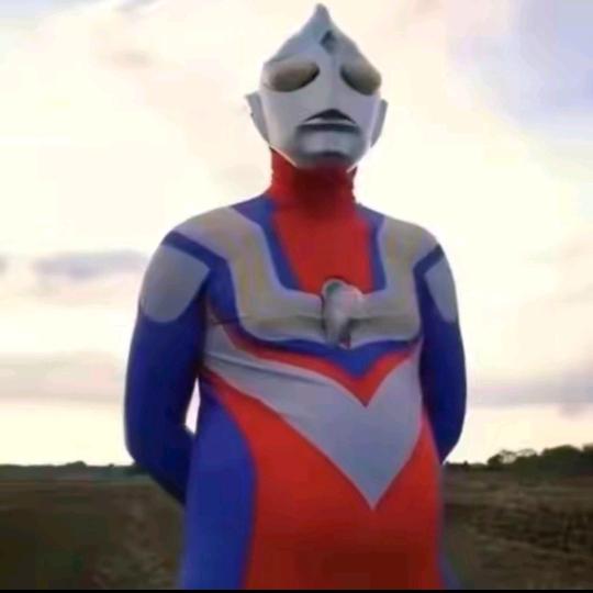 专揍瞎子那个好眼