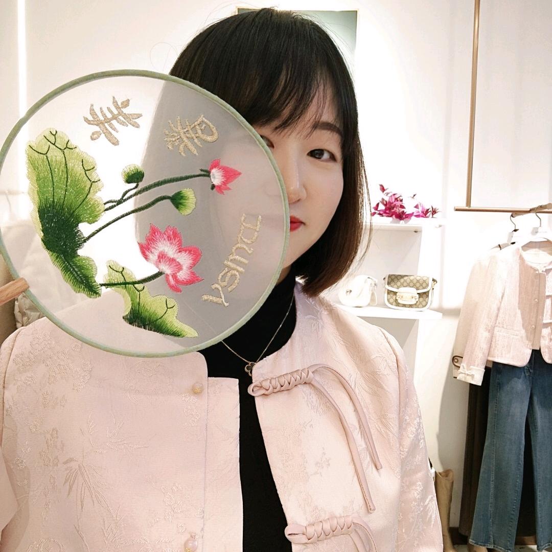 赤壁水芙蓉～～珊珊