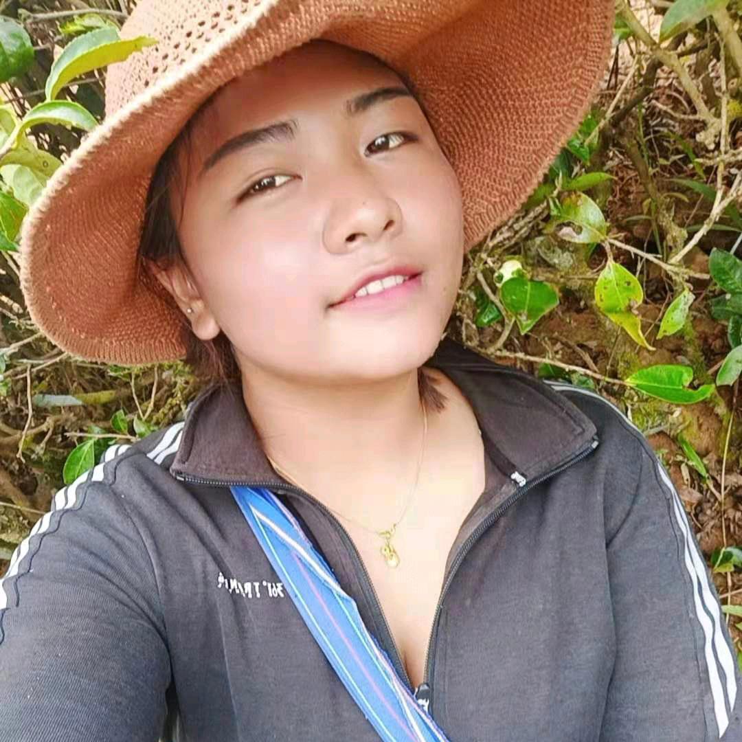 爱   英子