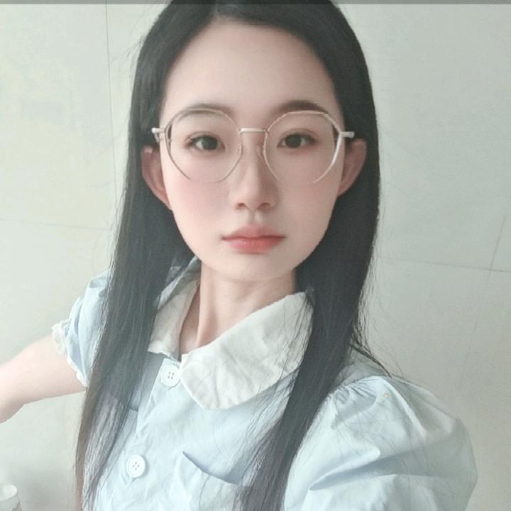 Go·v·3C草莓🍓奶冻