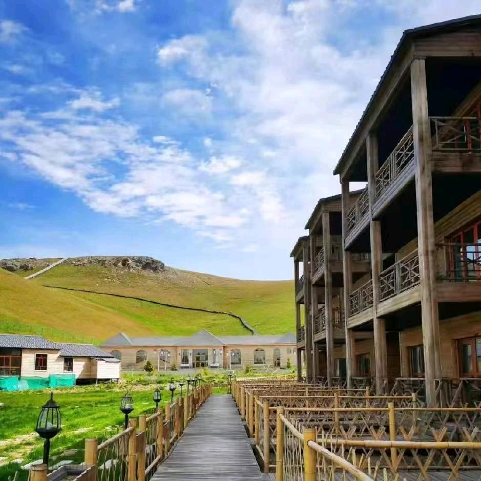 欣驿自驾车营地(赛里木湖店)