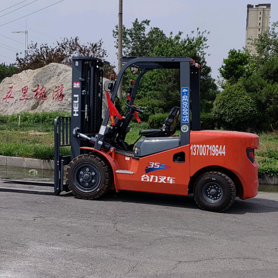 叉车哥   3.5吨